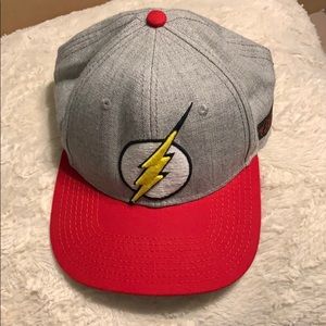 The flash flat rim hat